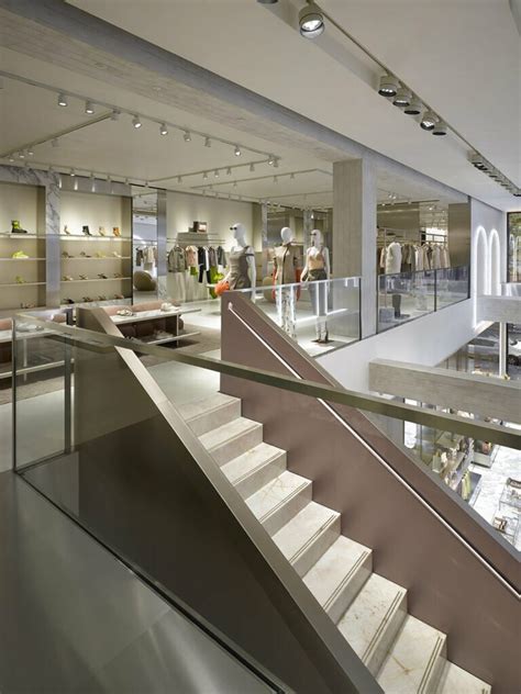 fendi düsseldorf rezensionen|Inside FENDI’s new store in Düsseldorf, Germany.